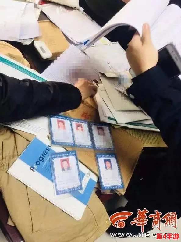双人打扑牌不盖被子,网友热议:这是一场心灵的较量与默契的考验 双人打扑牌不盖被子,网友热议:这是一场心灵的较量与默契的考验