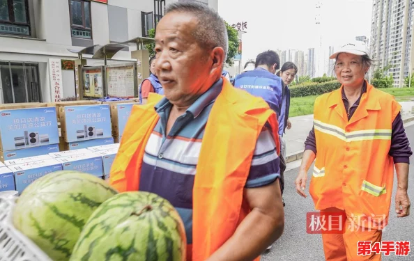 今日吃瓜-五一北京朝阳群众：网友纷纷点赞，称其为最美劳动者！