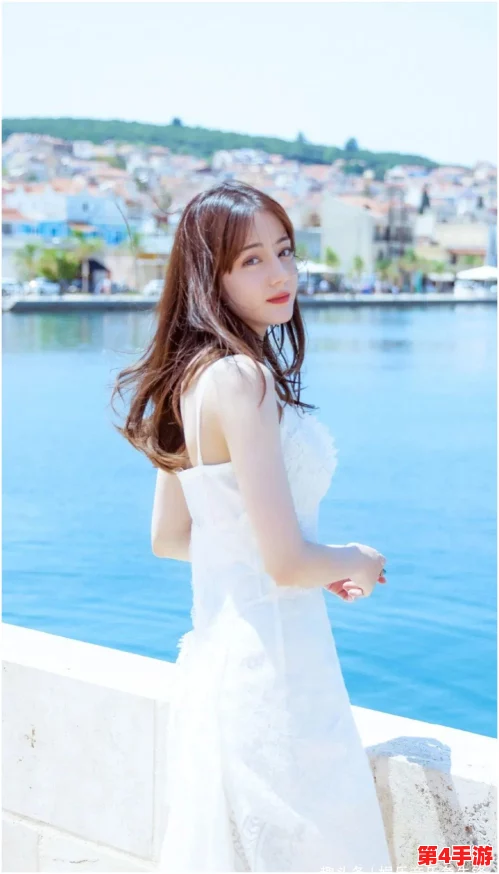 白丝女仆疯狂喷水自慰：深度解析这一现象背后的心理和社会原因