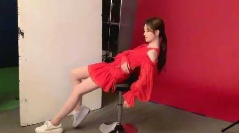 鞠婧祎被c到高潮嗯～啊～嗯嗯～：揭秘网络热议背后的心理现象