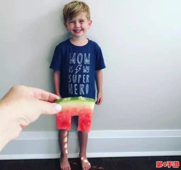 17cgcg吃瓜最新：网友晒出与偶像同款衣服，引发热议