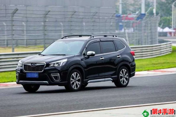 4虎cvt4wb：网友评价称其性能卓越，设计独特，驾驶体验极佳，成为越野爱好者的新宠！