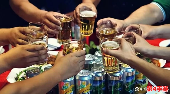 牛奶冰块酒精(黄)：一种独特的饮品，结合了牛奶的醇厚与冰块的清凉，再加上酒精的刺激，带来全新的味觉体验