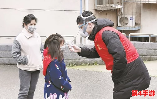 披风少年爱老妈刚从湖南回来，网友纷纷表示“这真是一部感人至深的母子情故事！”