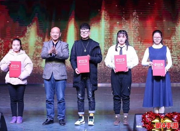 天娱传媒梦梦回家相亲,网友热议:这场相亲会能否让她找到真爱?期待看到更多精彩瞬间! 天娱传媒梦梦回家相亲,网友热议:这场相亲会能否让她找到真爱?期待看到更多精彩瞬间!