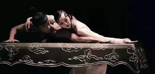 艳妇荒婬史K8:深入理解其背后的文化与社会影响,揭示人性复杂的一面 艳妇荒婬史K8:深入理解其背后的文化与社会影响,揭示人性复杂的一面