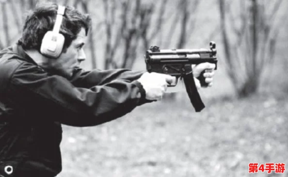 CS系列中MP5与其他热门冲锋枪伤害对比：哪款更适合反恐精英战场？