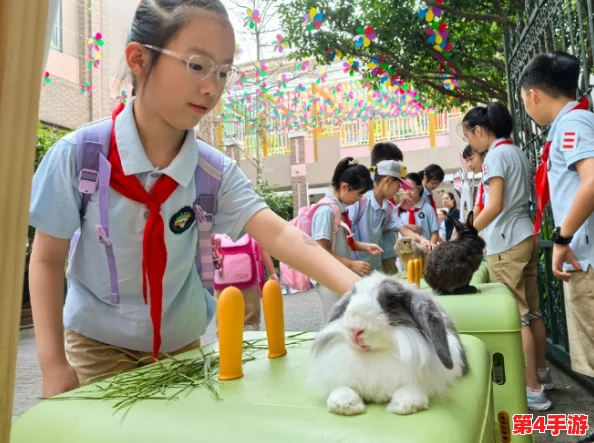 老师的小兔子真好听,近日学校举办了动物主题活动,吸引了众多学生参与,共同感受自然的魅力 老师的小兔子真好听,近日学校举办了动物主题活动,吸引了众多学生参与,共同感受自然的魅力