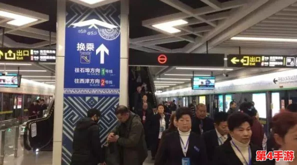 地铁逃生模式:单排独行与四排组队,哪个更利于资源搜集与肥美收获? 地铁逃生模式:单排独行与四排组队,哪个更利于资源搜集与肥美收获?