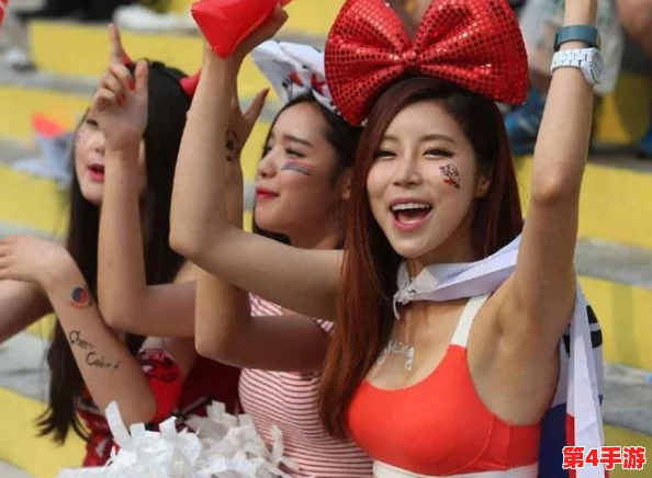 美女露尿口:2024年世界杯期间的性感时尚潮流引发热议 美女露尿口:2024年世界杯期间的性感时尚潮流引发热议