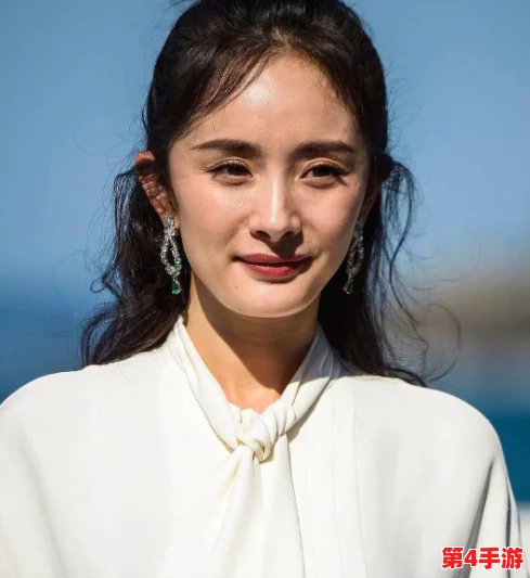精东女演员最漂亮是谁扮演的?她在剧中的表现引发热议,网友纷纷点赞! 精东女演员最漂亮是谁扮演的?她在剧中的表现引发热议,网友纷纷点赞!