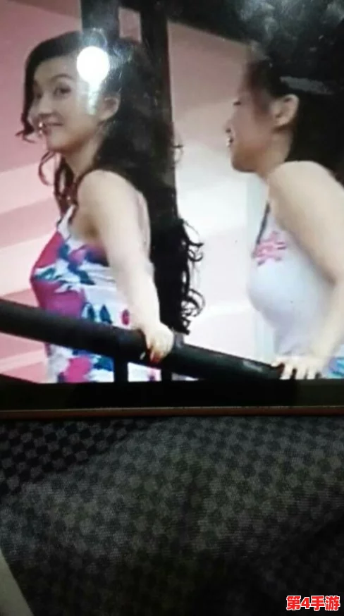 扒开她的乳罩狂摸她的胸，网友评论：这标题真是太直白了，让人忍不住想点进去看看！