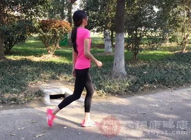 差差差不多视频30分轮滑:年轻人热衷新潮运动,展现活力与激情的独特魅力 差差差不多视频30分轮滑:年轻人热衷新潮运动,展现活力与激情的独特魅力