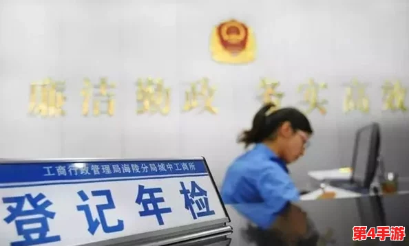 农民工工棚嫖妓jd录象引发社会关注，呼吁加强对流动人口的管理与保护措施