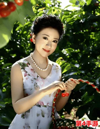 c-起草国产美女，才华横溢，风华绝代，令人叹为观止的艺术作品