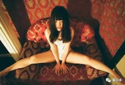 日本性感69XXX:探讨其在当代文化中的影响与受众反应,揭示背后的社会现象与心理动因 日本性感69XXX:探讨其在当代文化中的影响与受众反应,揭示背后的社会现象与心理动因