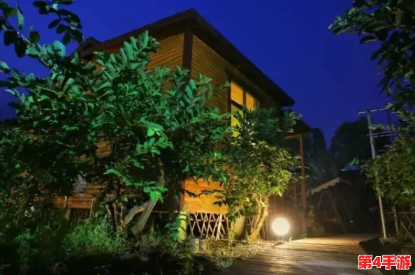 草莓丝瓜深夜释放自己：在这个宁静的夜晚，感受自然与心灵的交融，体验一场别样的自我发现之旅