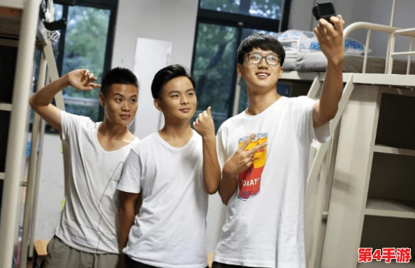 体育生在宿舍自-慰被发现Gay,这一事件引发了对性取向和隐私权的广泛讨论,反映出社会对同性恋群体的接受度仍需提升 体育生在宿舍自-慰被发现Gay,这一事件引发了对性取向和隐私权的广泛讨论,反映出社会对同性恋群体的接受度仍需提升