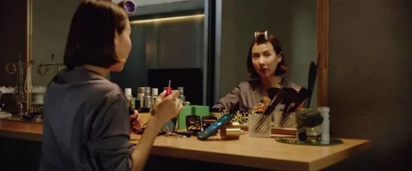 48阿姨山坡做皮肉生意,竟然与当地富豪暗中交易,背后隐藏的秘密让人震惊! 48阿姨山坡做皮肉生意,竟然与当地富豪暗中交易,背后隐藏的秘密让人震惊!