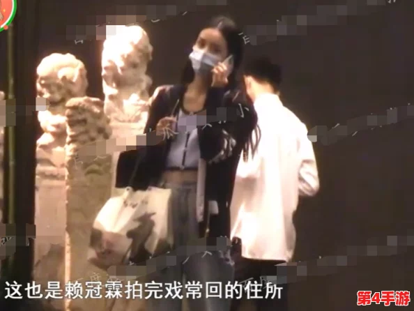 少女17春季18新款19女装:某明星被曝光穿着这款衣服与男友秘密约会时被偷拍 少女17春季18新款19女装:某明星被曝光穿着这款衣服与男友秘密约会时被偷拍