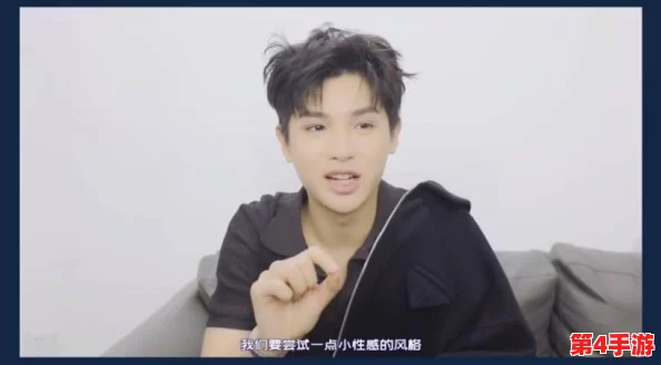 闭门一家亲吕红合家欢一起来，传闻她与圈内男星秘密约会，家庭聚会成了他们的“隐秘基地”！