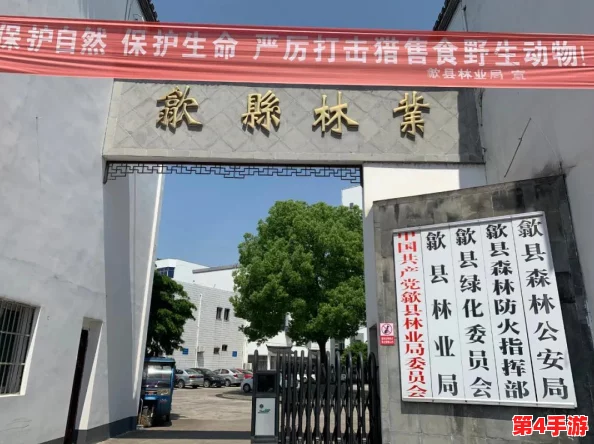 CF手游：荒岛特训新纪元，生化统领策略全掌握与实战技巧概览