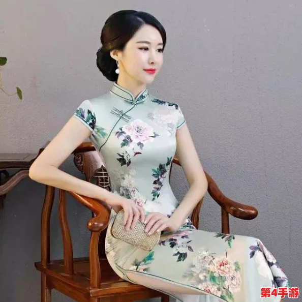 穿开襟旗袍做双人运动，网友疯传：这是何等神仙操作？