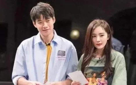 你真紧你这是要我的命吗＂：某男星被曝与多名女明星传绯闻，疑似情史丰富引发网友热议