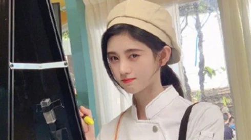 鞠婧祎被曝出喷水18禁视频,网友热议其私生活与职业形象的冲突引发广泛关注 鞠婧祎被曝出喷水18禁视频,网友热议其私生活与职业形象的冲突引发广泛关注
