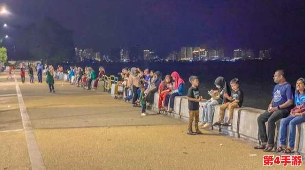 海角社区深夜秘事:探寻城市边缘的生活与人际关系的微妙变化 海角社区深夜秘事:探寻城市边缘的生活与人际关系的微妙变化