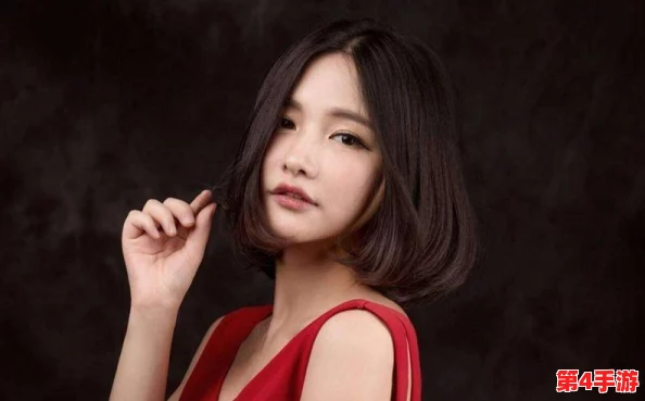 桃红色J：传闻她与神秘富豪秘密约会，背后隐藏的情感故事引发网友热议！