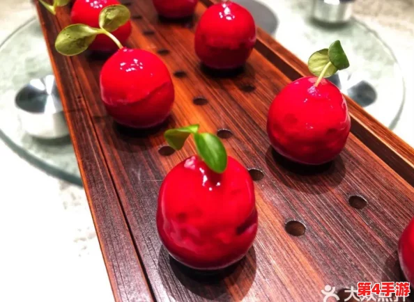 榴莲秋葵让你流连忘返：分享榴莲的独特风味与营养价值，以及秋葵的健康益处与烹饪妙法