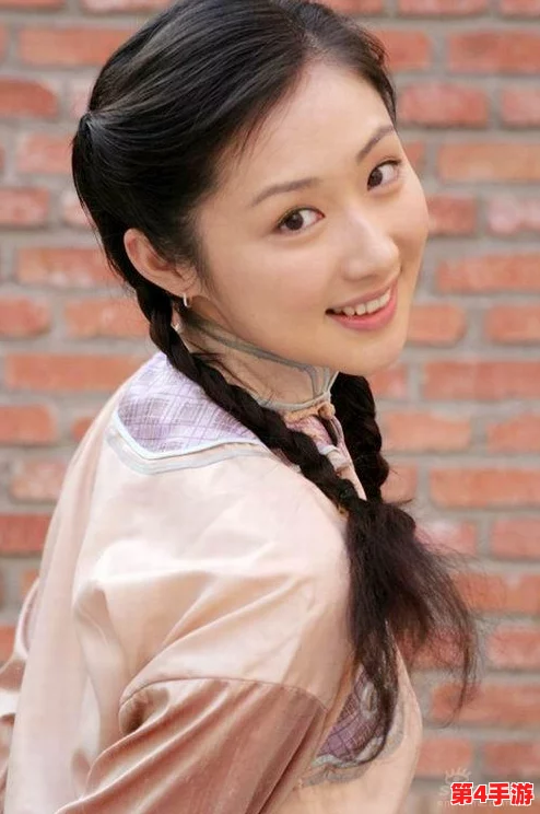 轻语阁cv小烟cv小颦：探讨这两位声优在轻语阁中的角色表现与配音风格的独特魅力与影响力