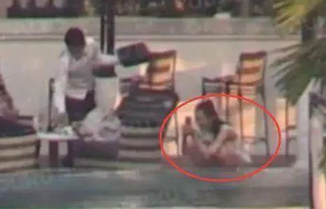 强奸雷电将军喷出白色液体,背后隐藏的秘密让人震惊,网友热议其真实身份与神秘关系! 强奸雷电将军喷出白色液体,背后隐藏的秘密让人震惊,网友热议其真实身份与神秘关系!